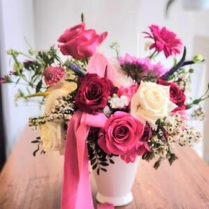 The Carly Arrangement in Vibrant Tones